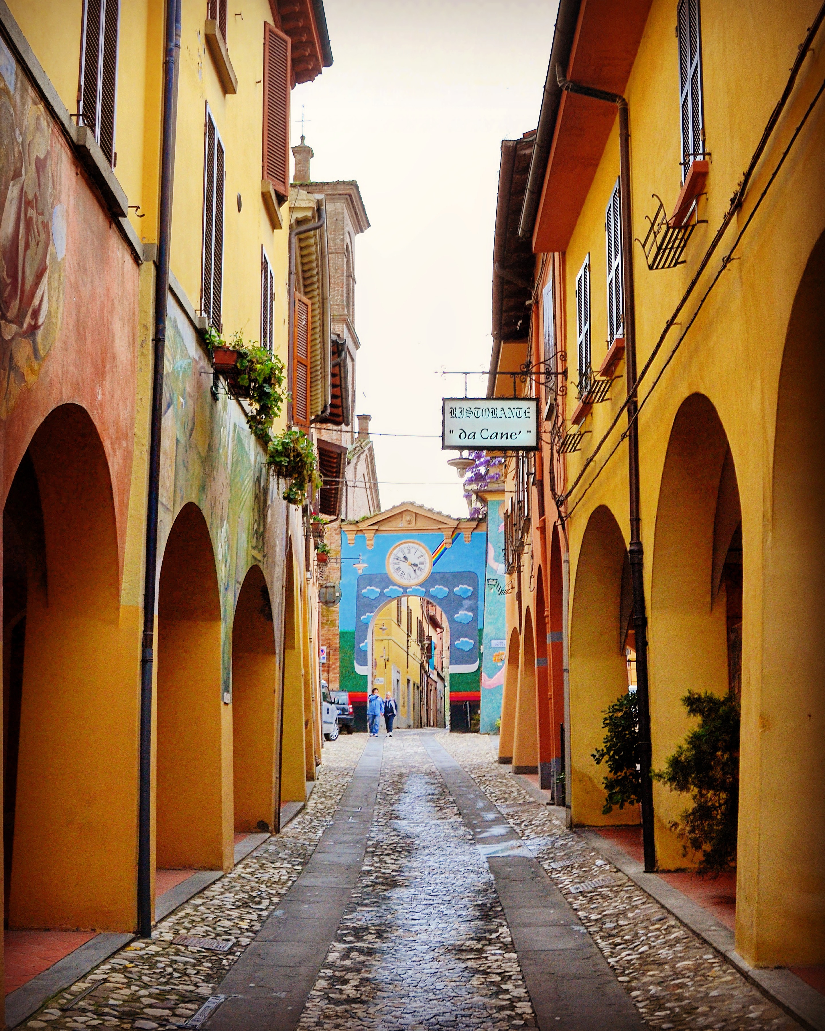 Arcobaleno Dozza Muro Dipinto