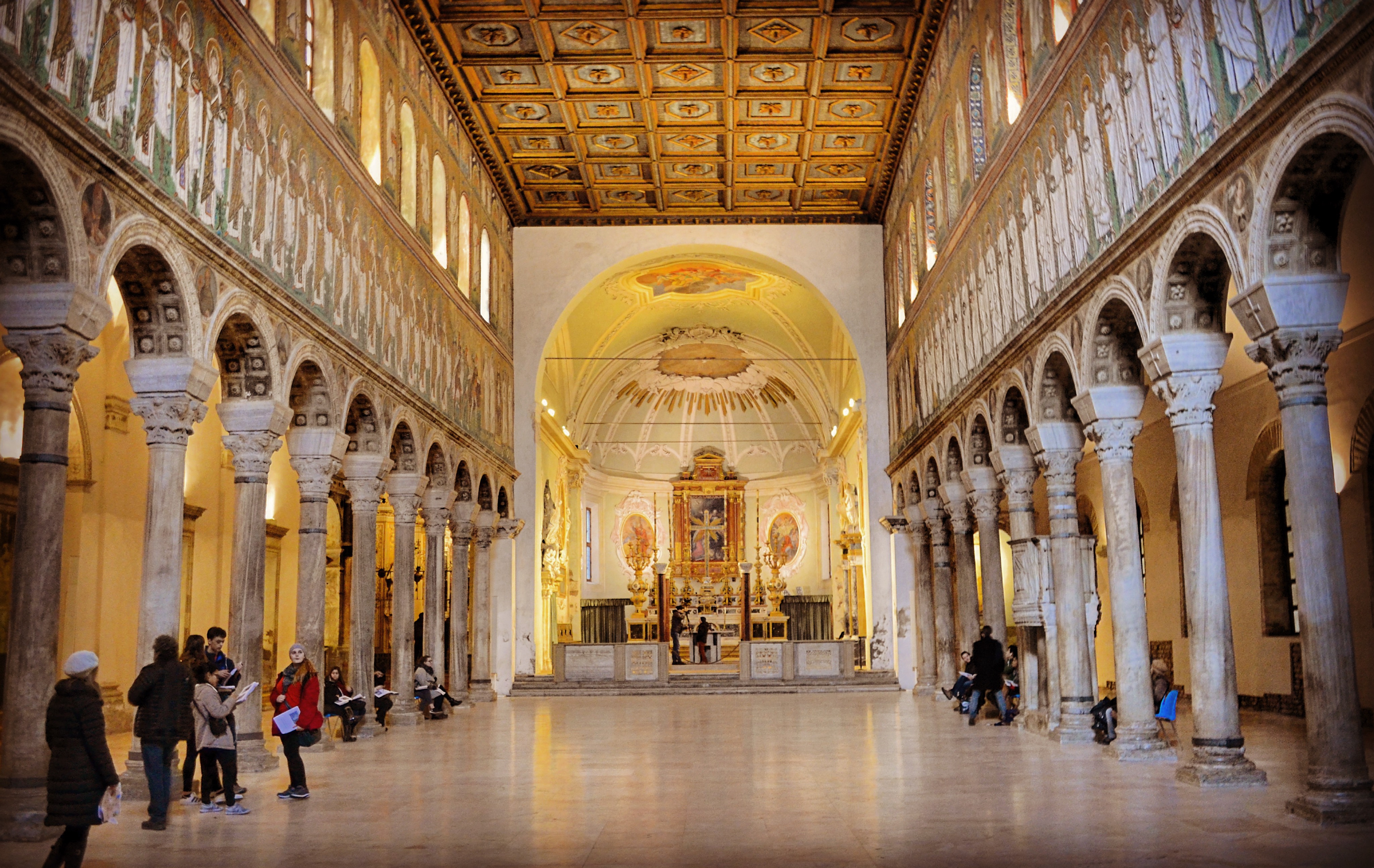 Basilica di Sant'Apollinare Nuovo Ravenna