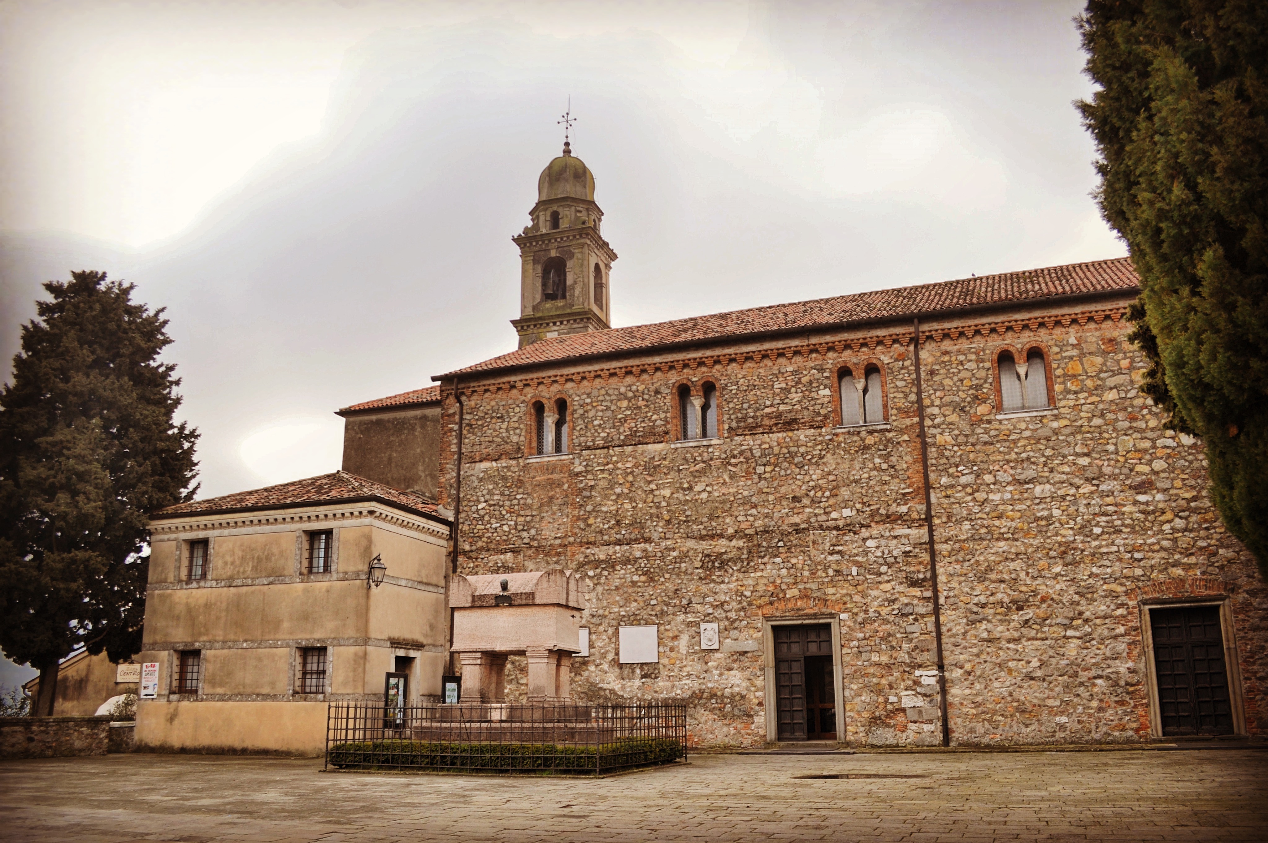 Chiesa di Santa Maria Assunta Arquà Petrarca