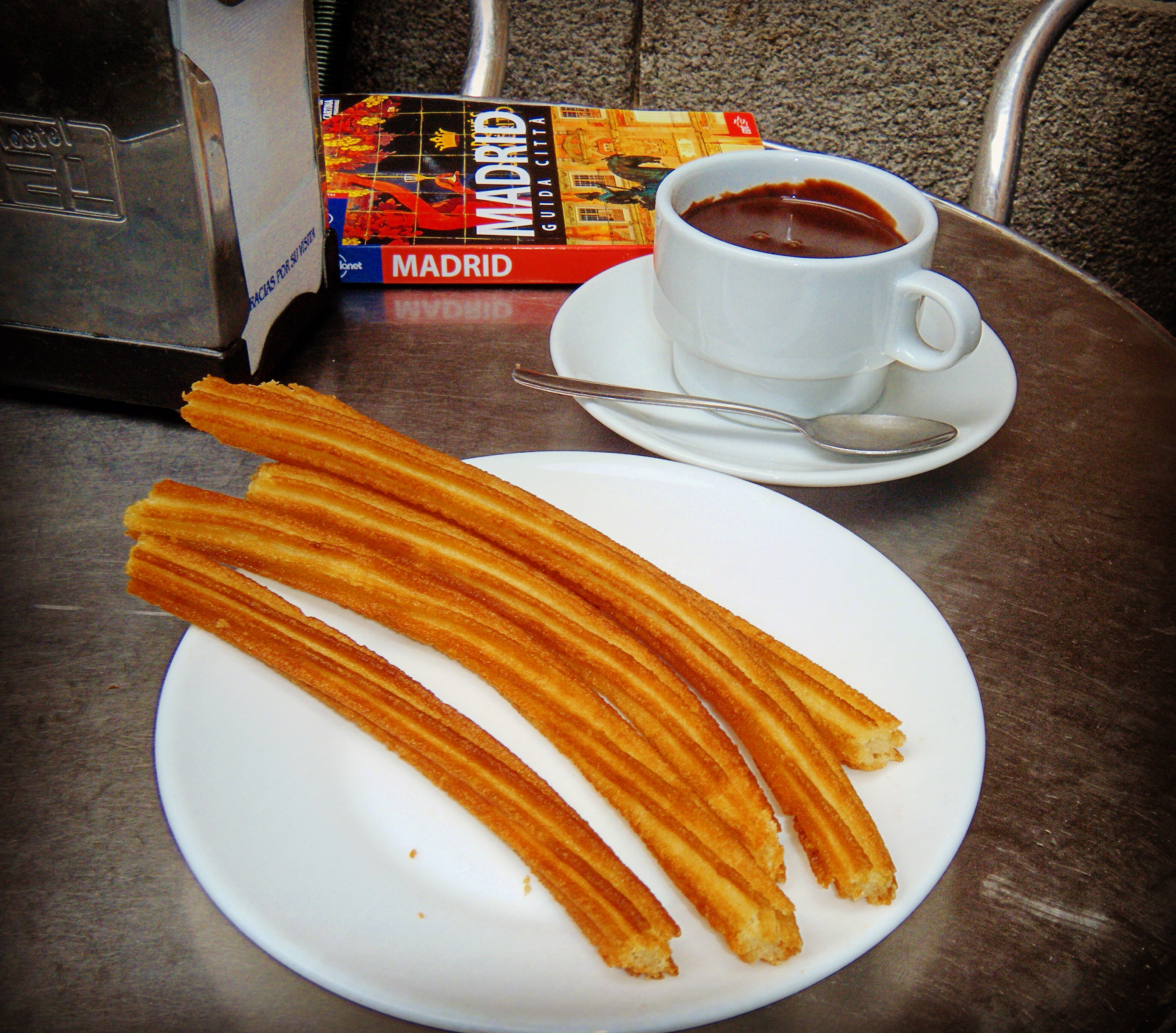 Chocolate y churros Chocolatería San Ginés Madrid