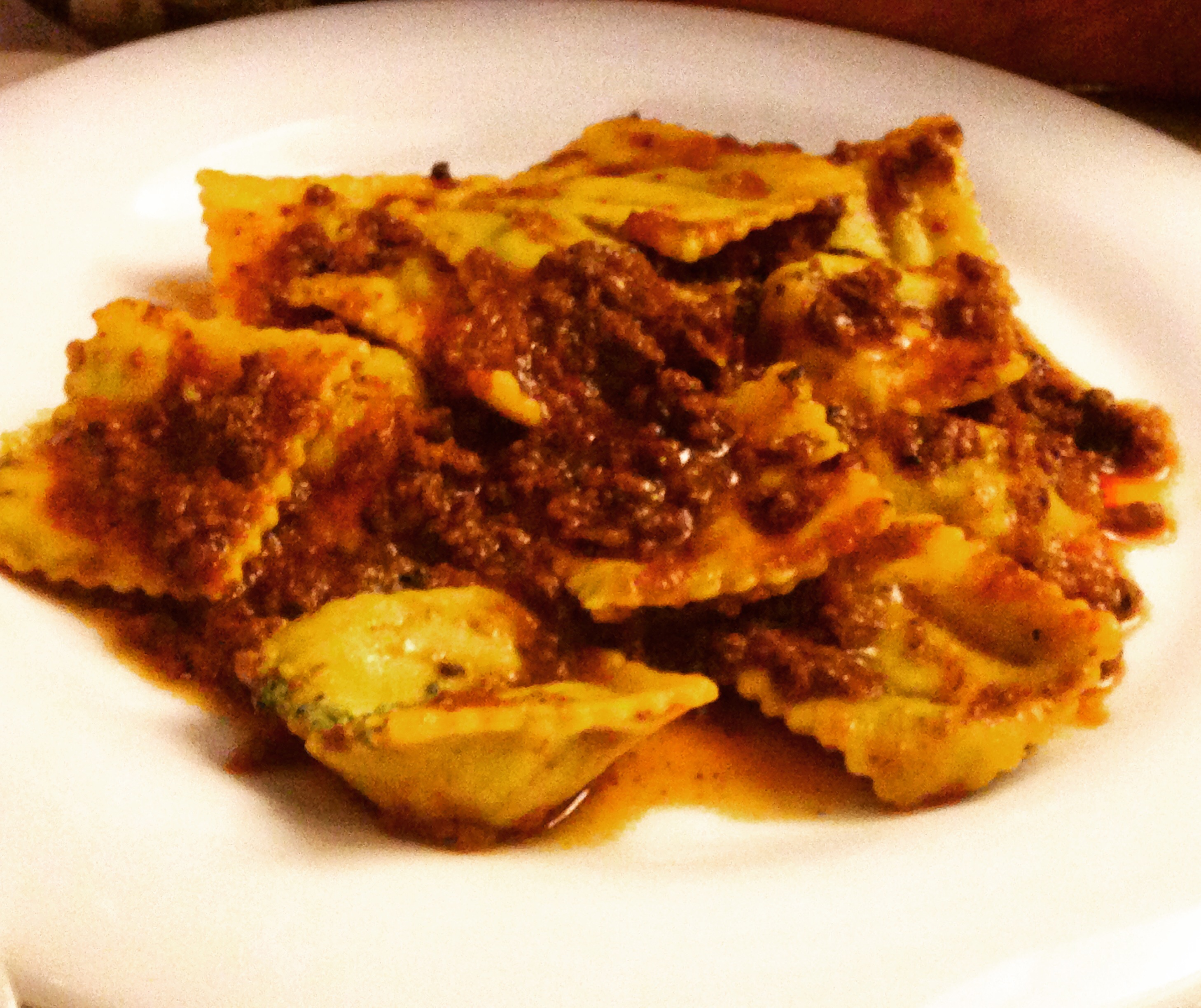 Tortelloni al ragù ristorante La Grotta Brisighella