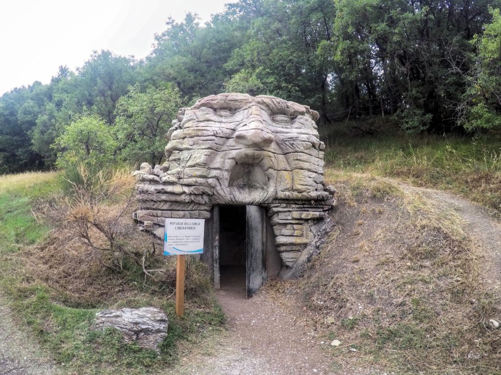 grotta dell'urlo liberatorio