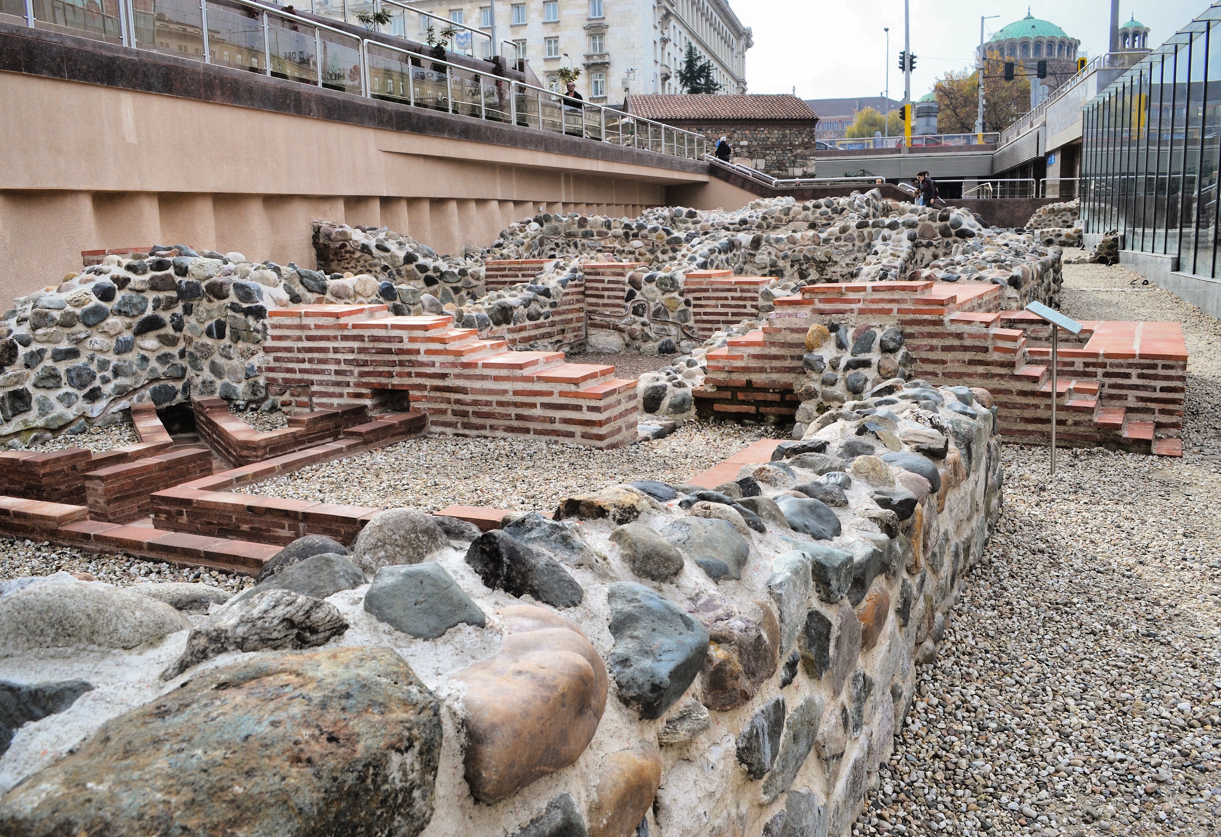 Resti dell'antica Serdica Sofia Bulgaria