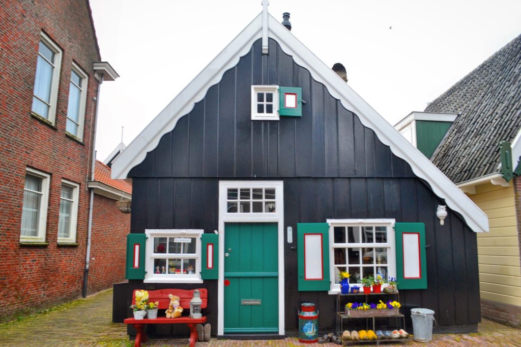 Marken