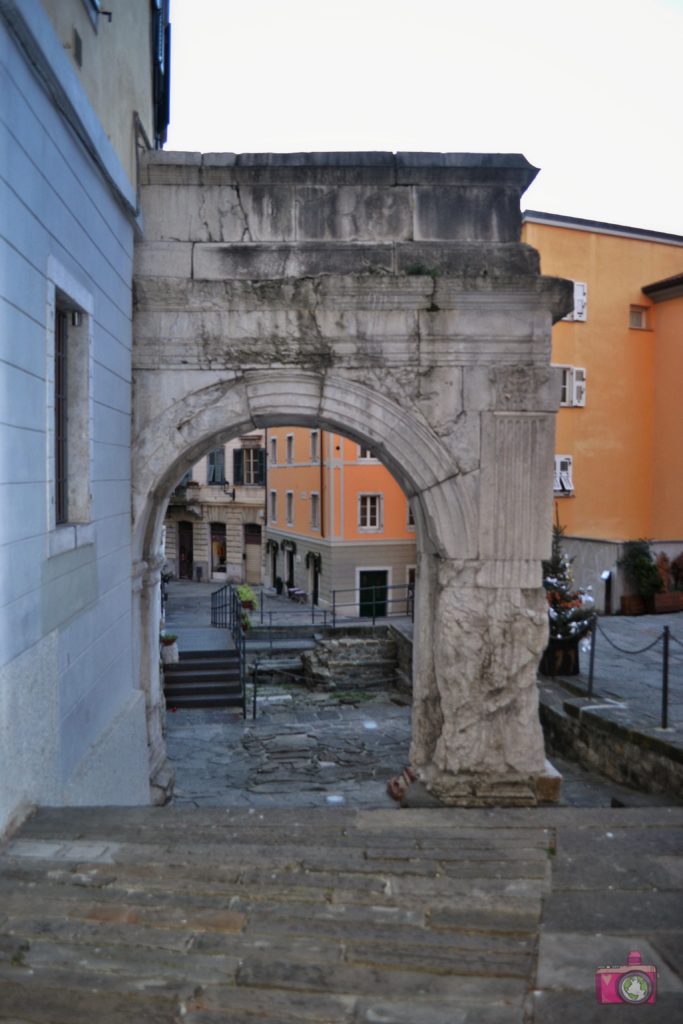 Visitare Trieste Arco di Riccardo