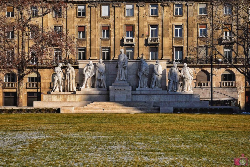 Visitare Budapest Parlamento ungherese