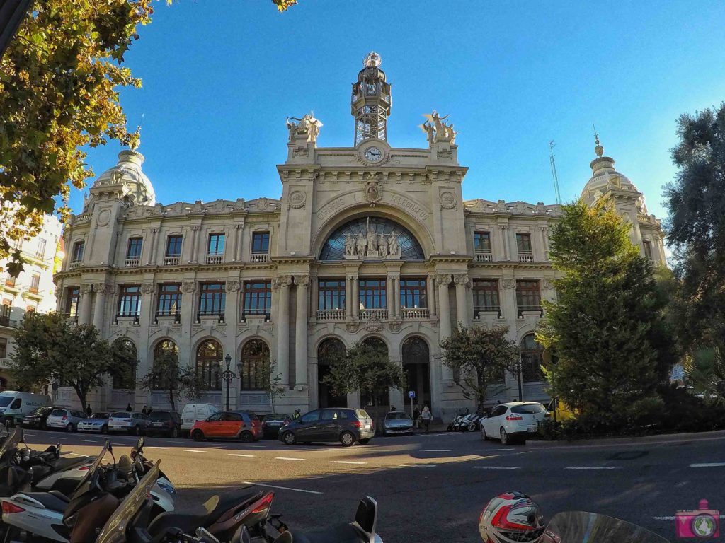 Cosa vedere a Valencia Plaza del Ayuntamiento