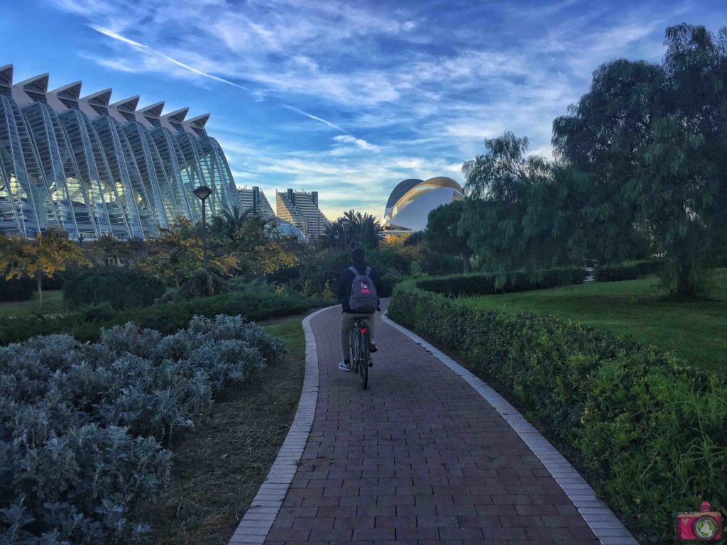 Cosa fare a Valencia: in bicicletta fino al mare