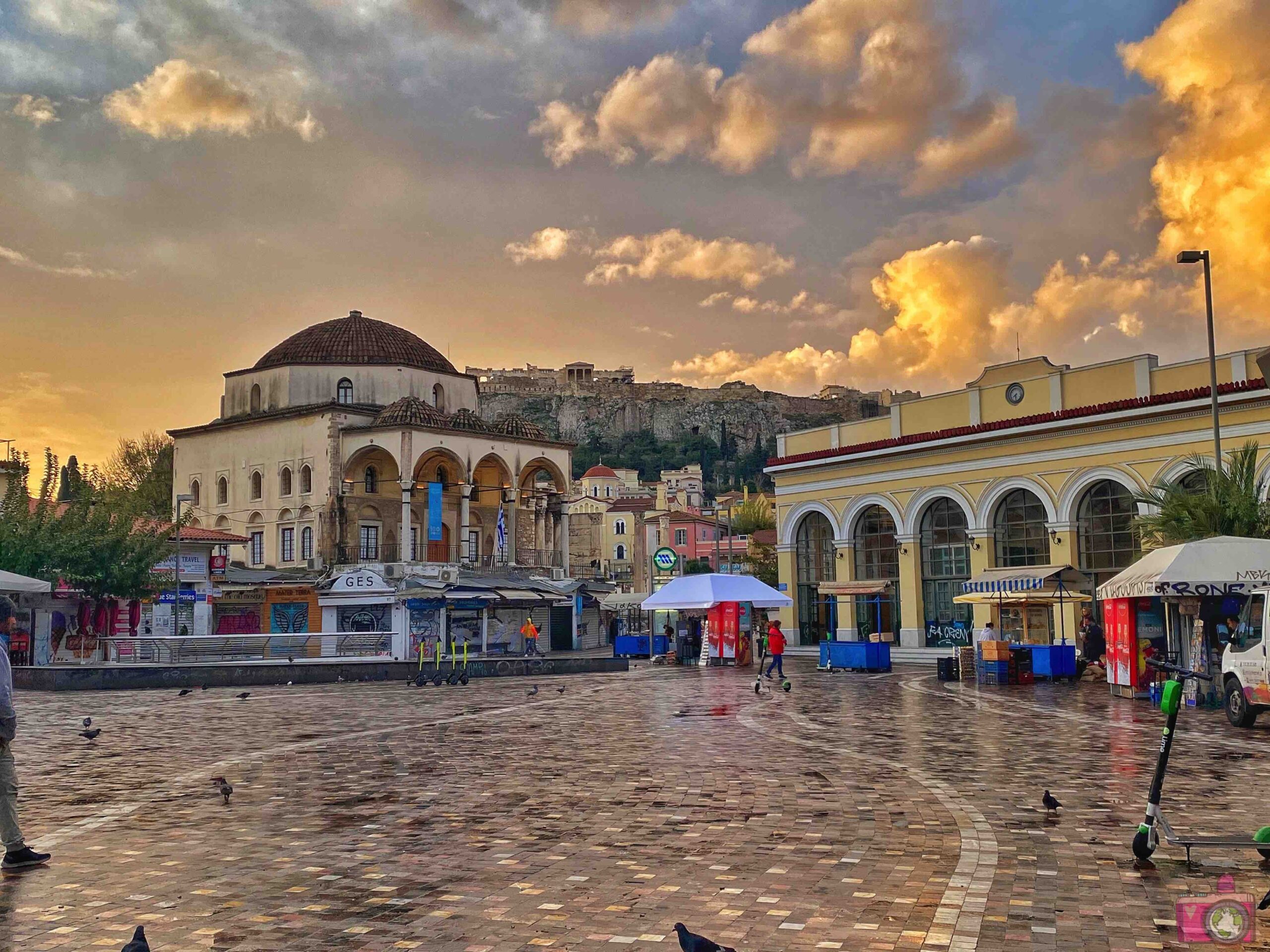 Visitare Atene Piazza Monastiraki