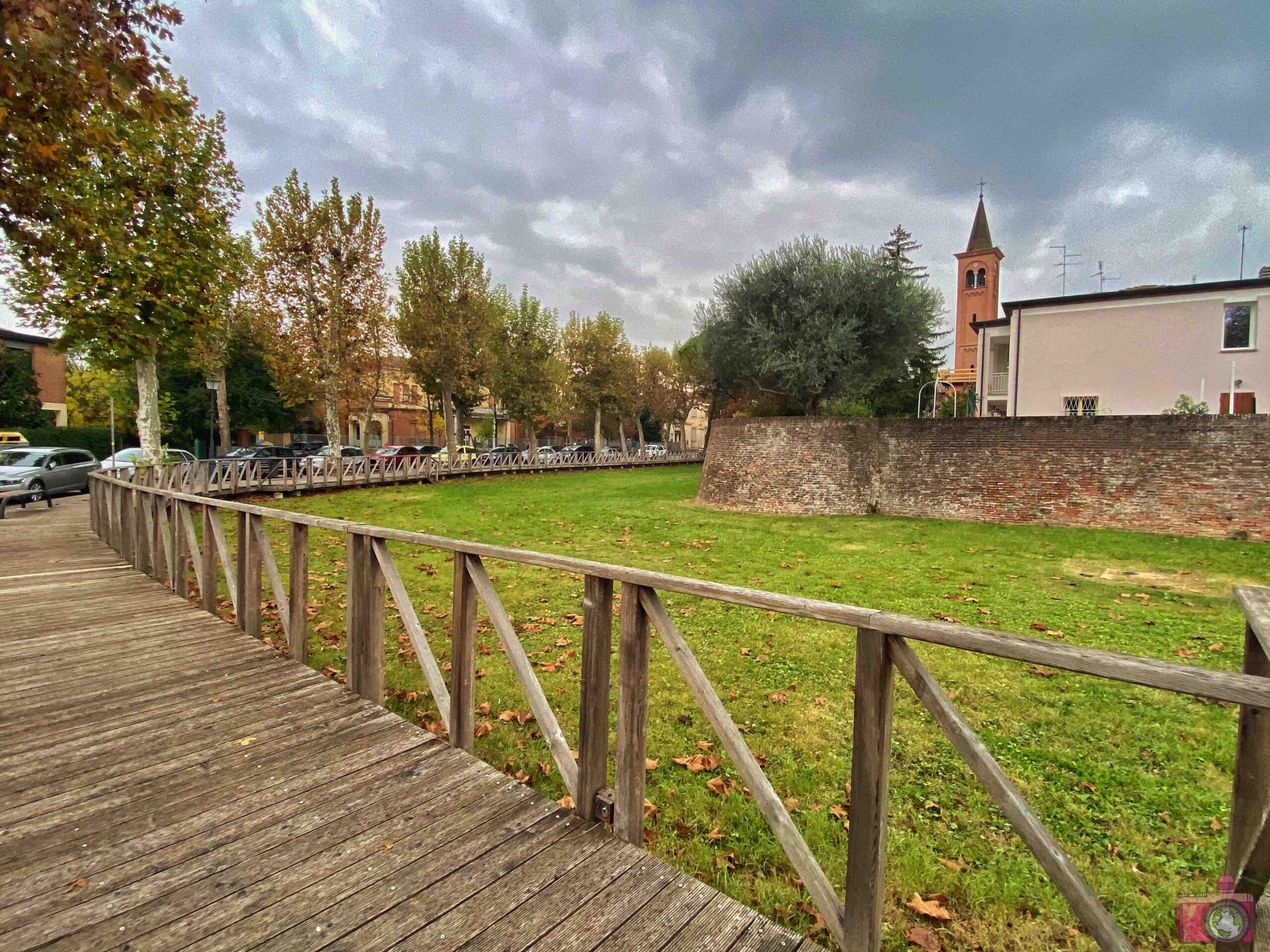 Passeggiata in legno Rocca Bagnara di Romagna