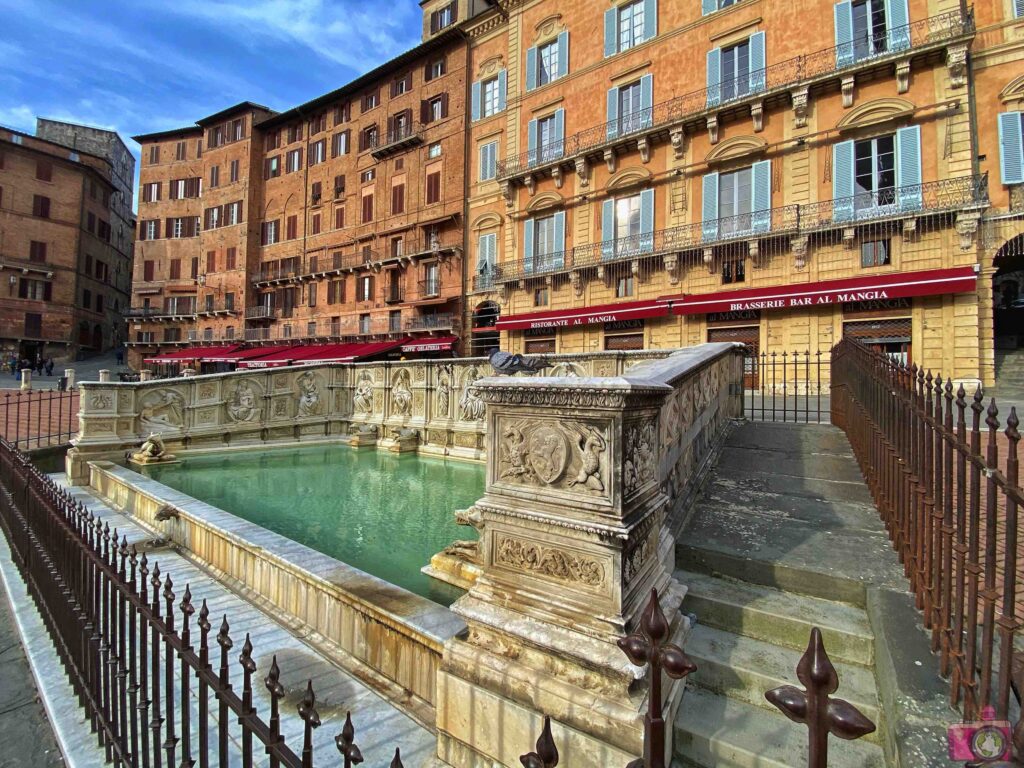 Fonte Gaia Siena