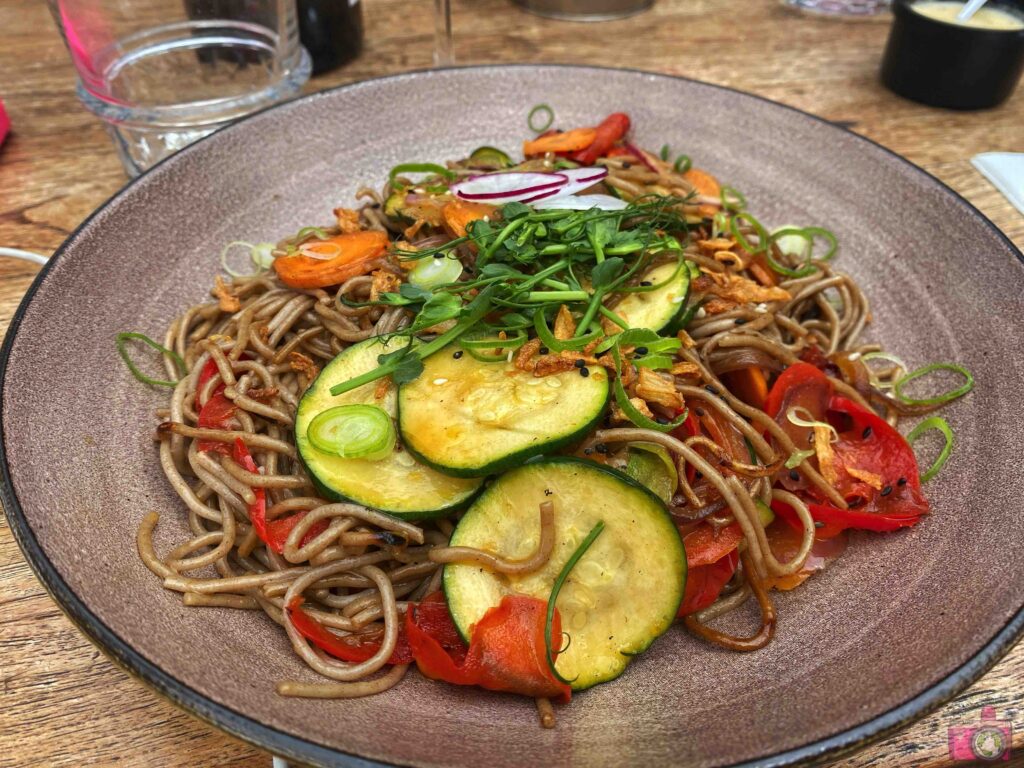 In Casa noodles con verdure