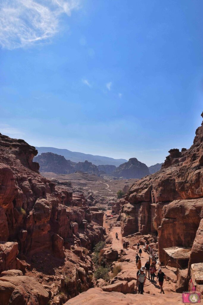 Petra scalinata per il Monastero