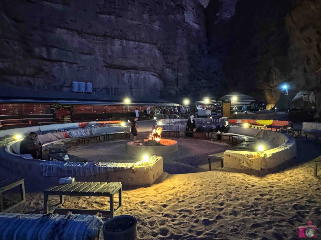 Cena campo tendato Wadi Rum