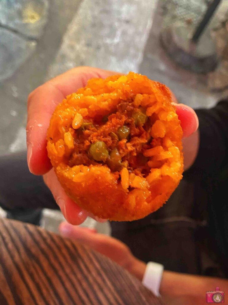 Passami ù Coppu arancine alla carne