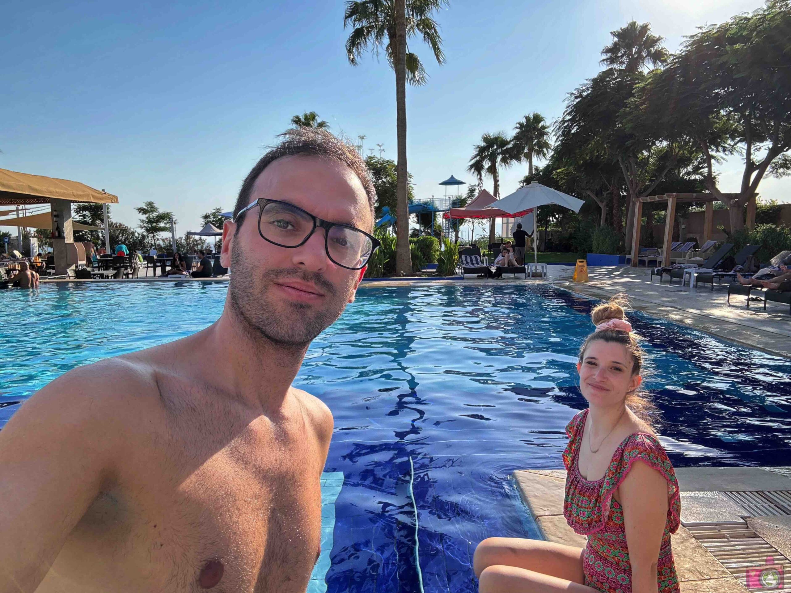Piscina Ramada Resort Dead Sea