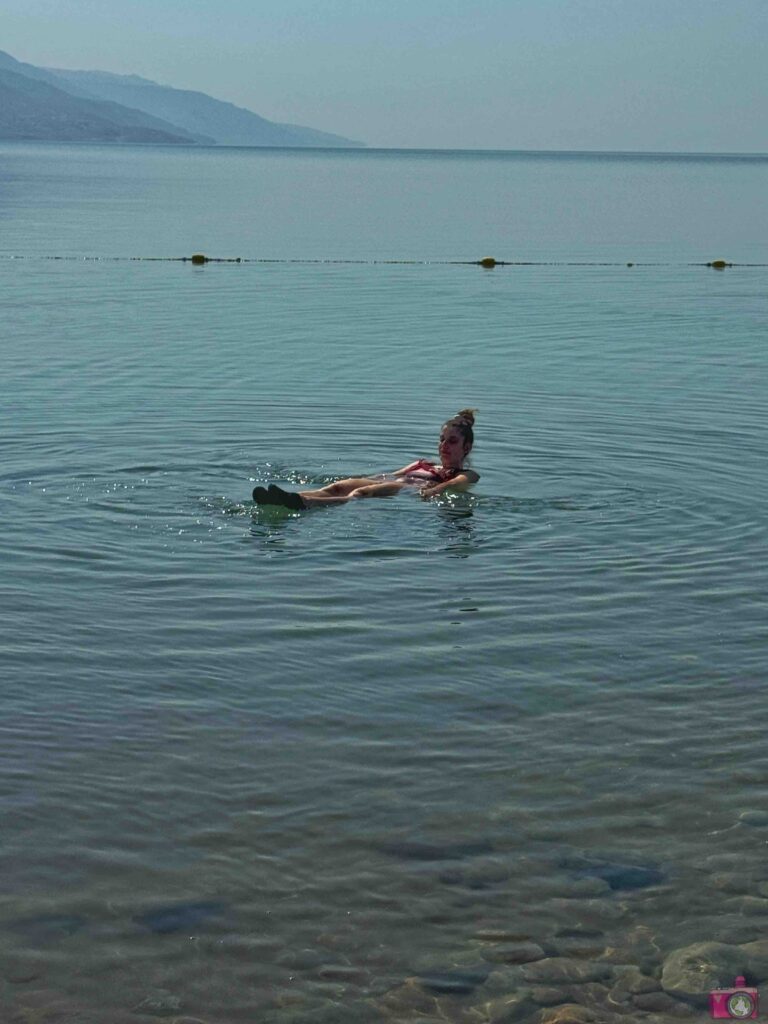 Nel Mar Morto si galleggia